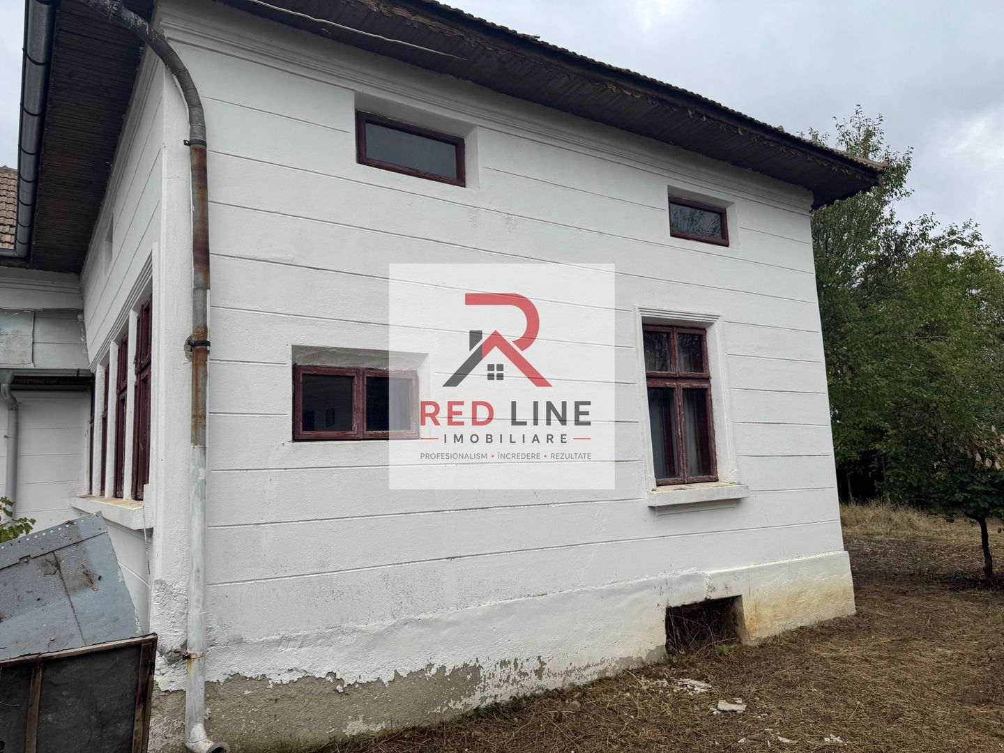 Casă cu anexe de vânzare în Sat Roșiori, Comuna Vânători, jud. Mehedinți - Poză 10