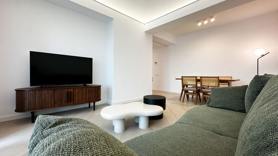 Apartament 2 camere I Cortina North I Boxa I Loc de parcare - Poză 1