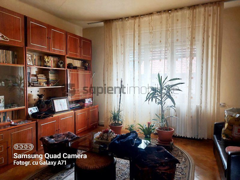 Casa cu 3 apartamente in zona Muzeului - Poză 18