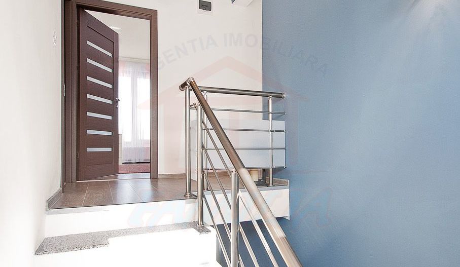 De vanzare casa in Galati, Zona Metro, sup. utila 155mp, 5 camere - Poză 4