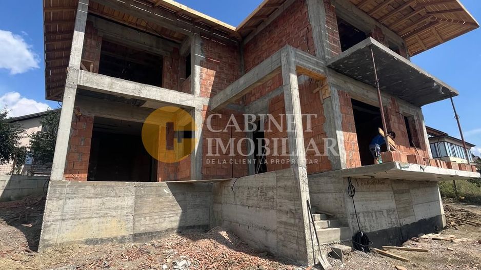 Duplex 5 Camere  3 Bai 124MP Intrare BREAZU cu VEDERE PANORAMICA - Poză 1