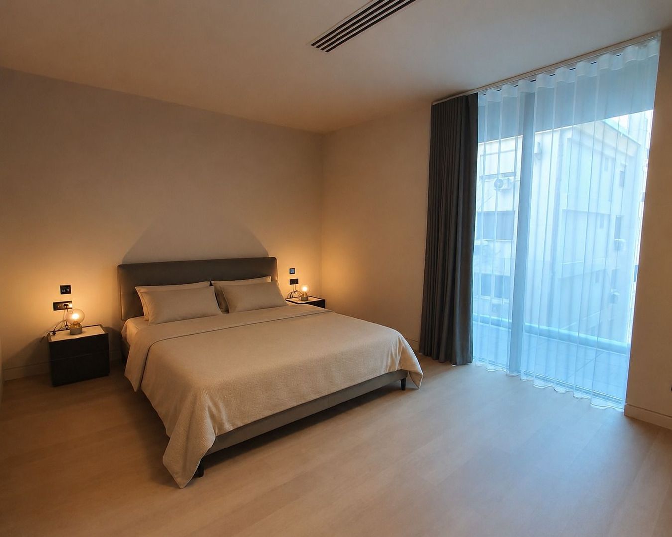 Elegant 3-Bedroom Apartment | Floreasca I Lake view - Poză 12
