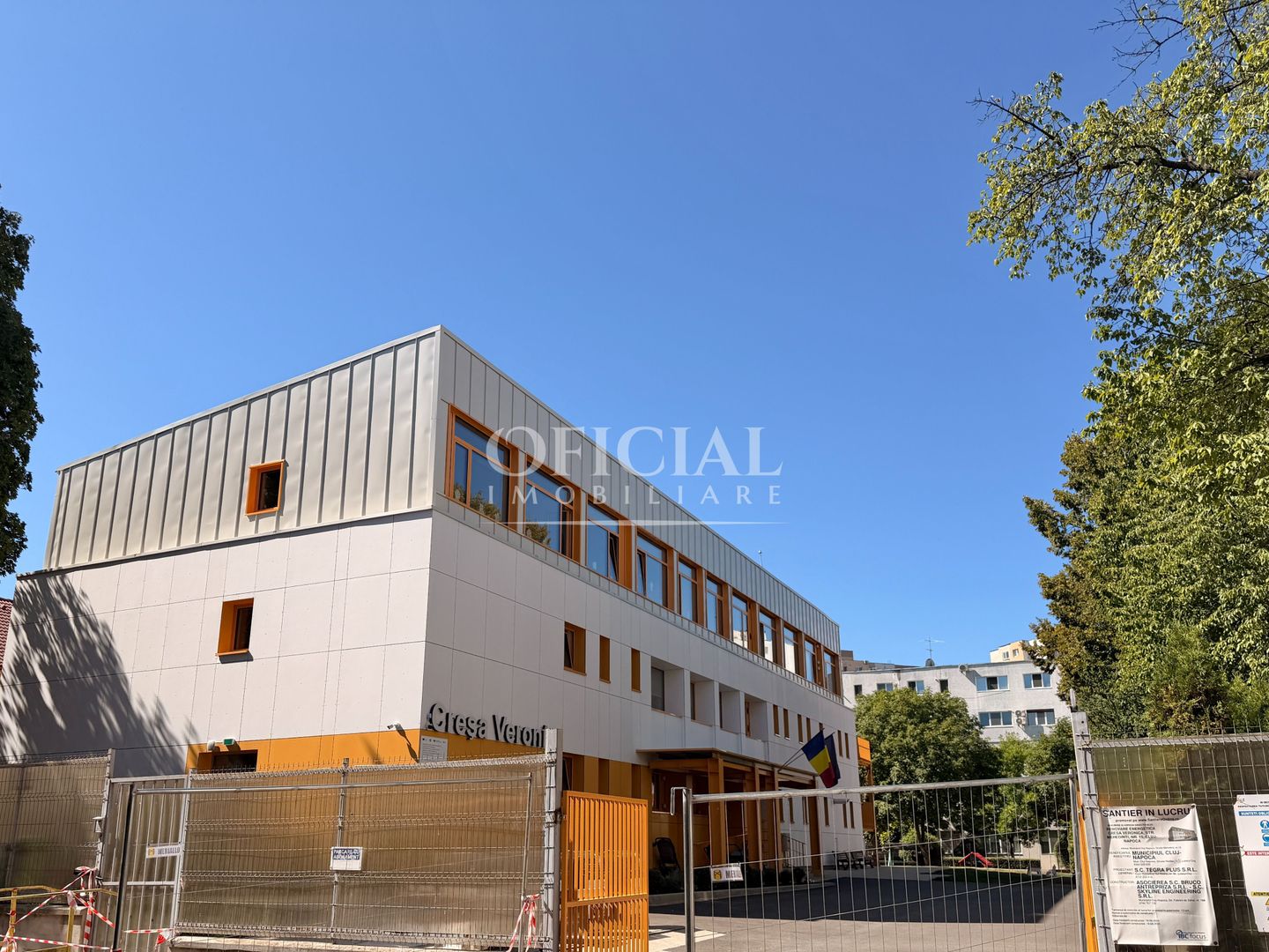Apartament 3 Camere | 43 Mp | Renovat | Centrala | Manastur Mehedinti - Poză 3