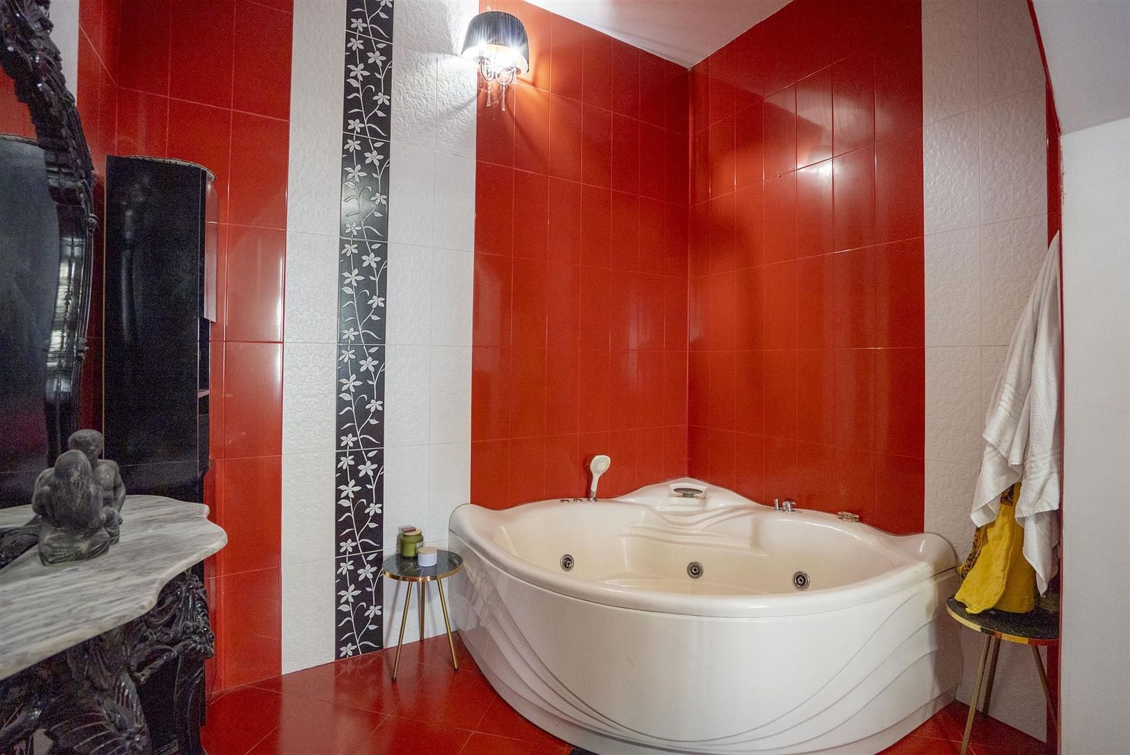 Apartament ULTRACENTRAL cu loc de parcare - Poză 7