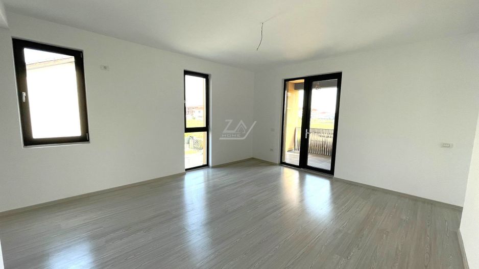 Bloc la asfalt. Etaj 1. Loc de parcare. - Poză 1