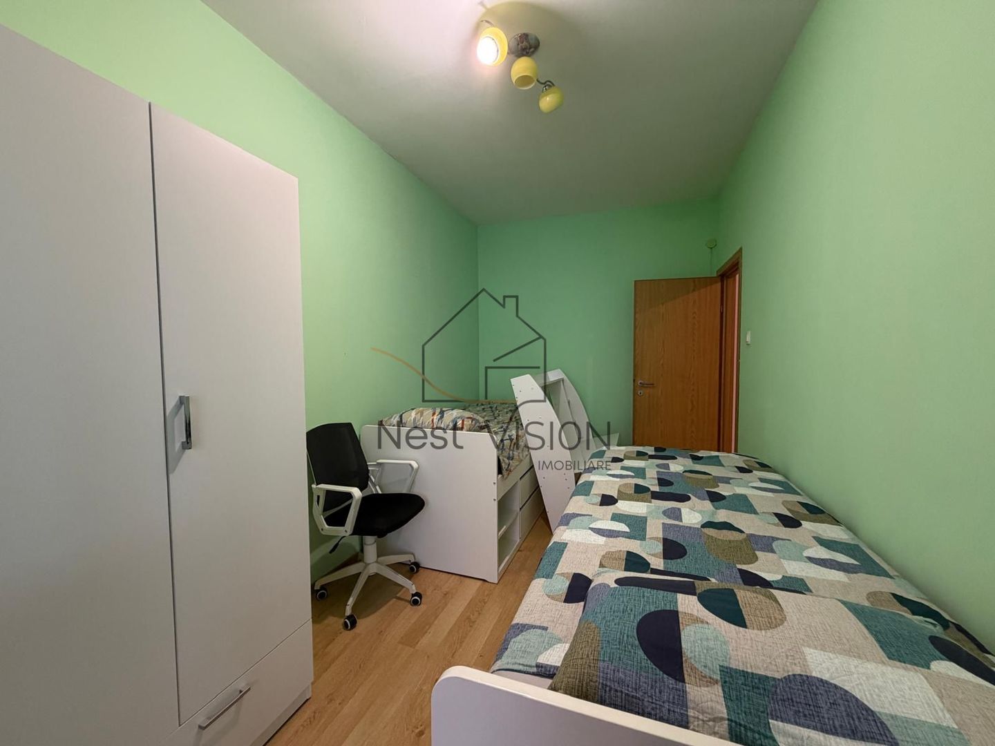 3 camere | 61 mp | Etaj 1 | Mobilat complet | Gata de mutat | Strand - Poză 8