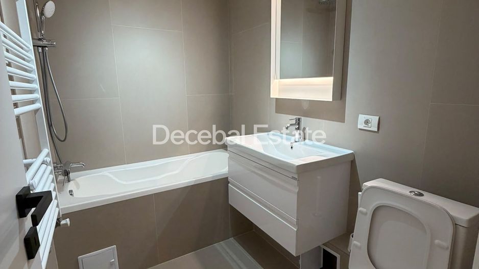 3 Camere Zona Decebal Decomandat Complet Renovat Bloc 1987 - Poză 4