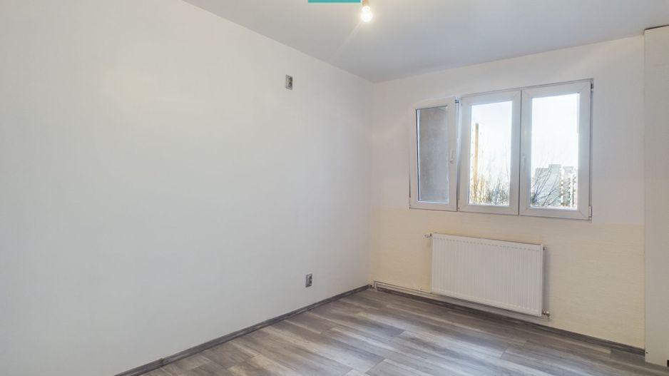Apartament 3 camere pe str Hateg in Vlaicu - Poză 13