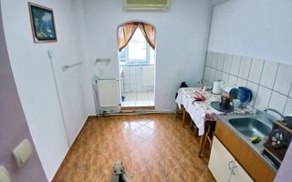 Apartament cu 2 camere, 53 mp, etaj 3 – priveliște deosebită - Poză 4