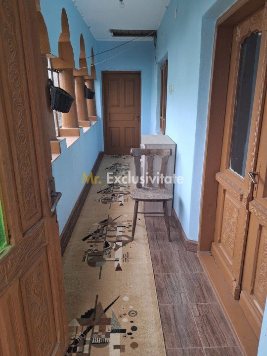 Casă tradițională cu teren generos – Borosteni, Peștișani, jud. Gorj - Poză 2