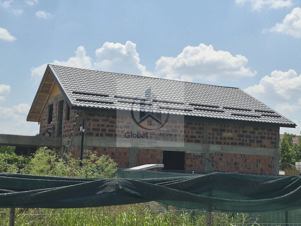Casa de vânzare la rosu - Poză 1
