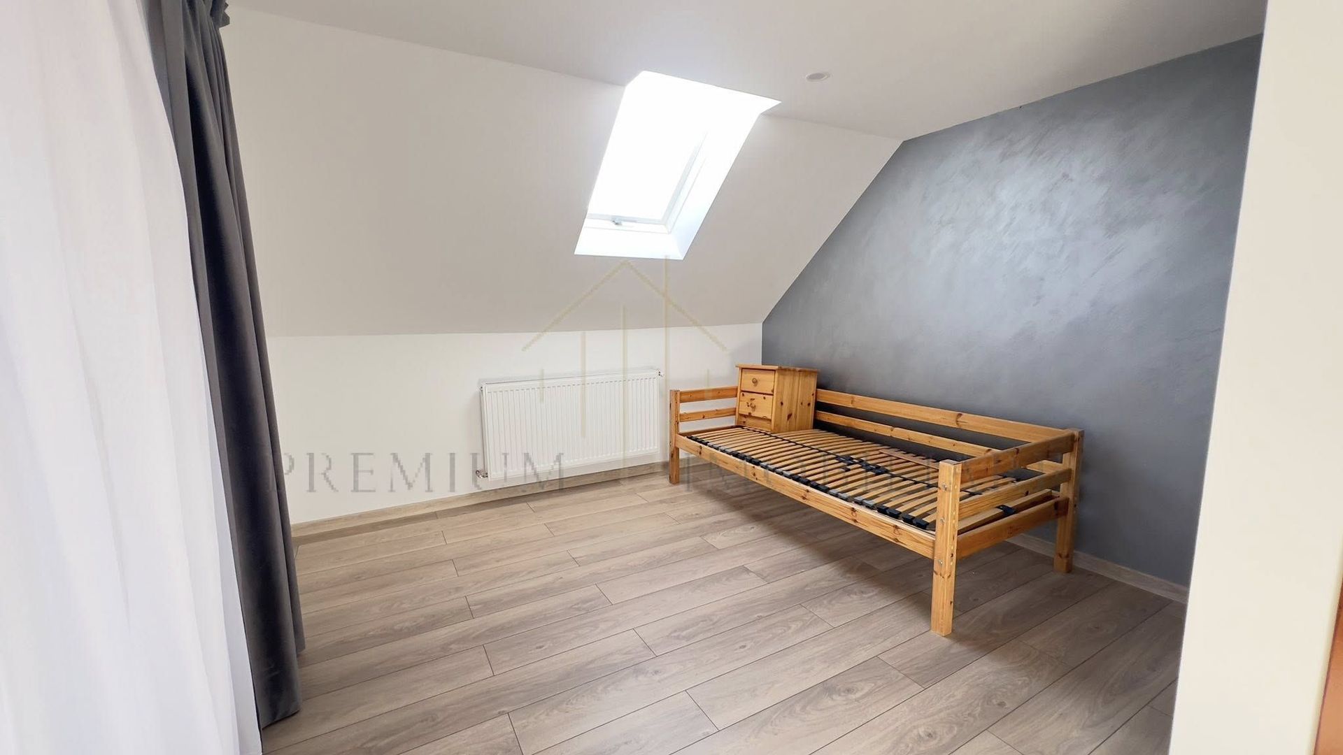 Casa de vanzare la 13 km de Onesti - Poză 18