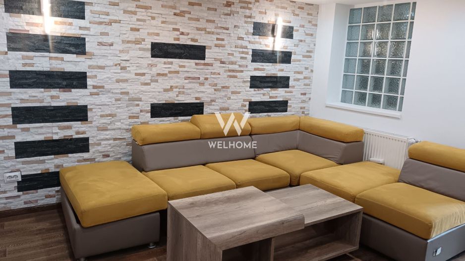 Casă individuală cu 2 apartamente separate, teren 650 mp, garaj și terasă - Poză 1