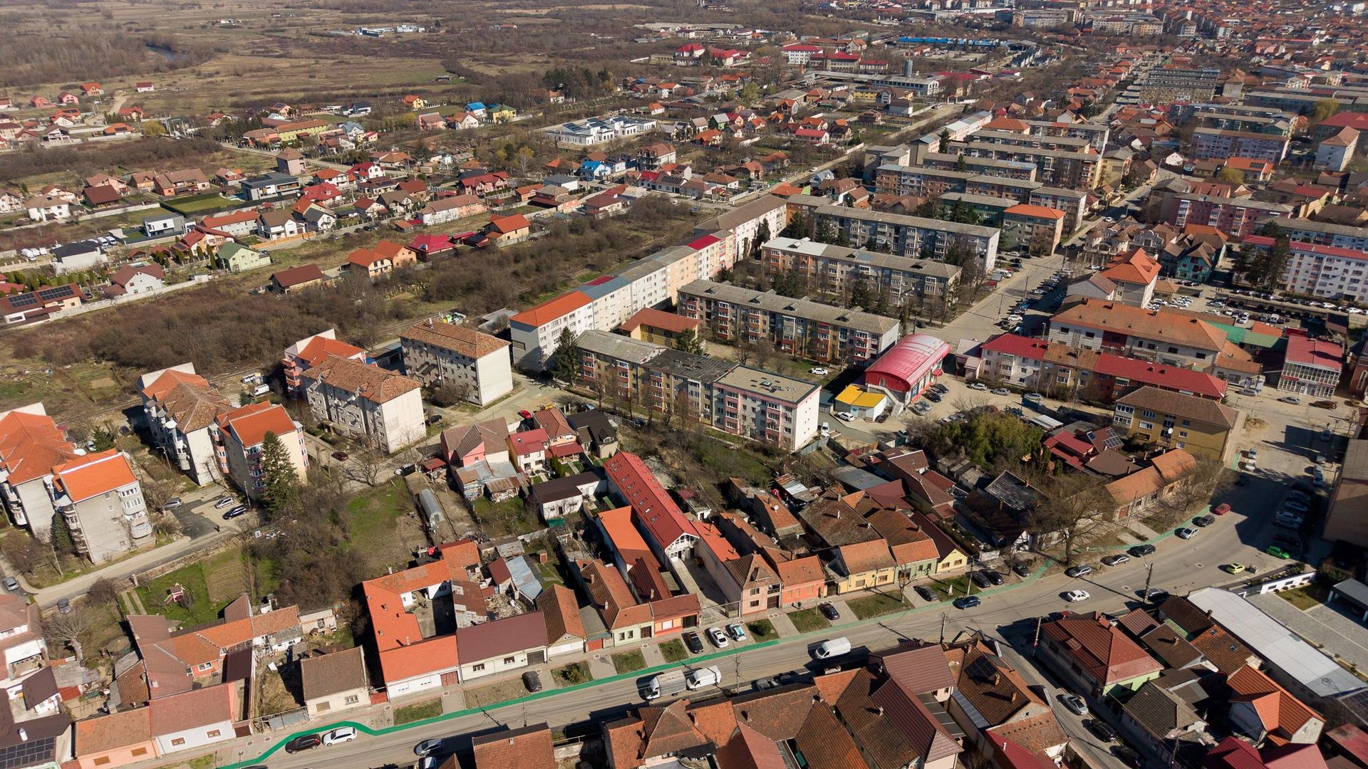 Spațiu comercial pe 2 nivele în Caransebeș - Poză 12