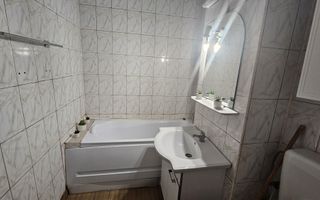 DE VANZARE AP 2 CAMERE 54 MP GORJULUI | CIRCULAR | RENOVAT | METROU - Poză 5