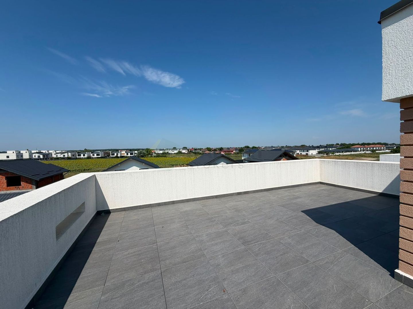 Casă 4 camere | Rooftop 60 mp | Class Villas Tunari - Poză 15