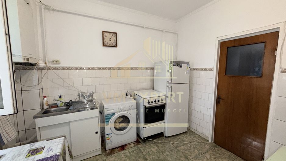 APARTAMENT 3 CAMERE  TEREN PROPRIETATE PARCARE ZONA FLĂMÎNDA CAMPULUNG AG - Poză 9