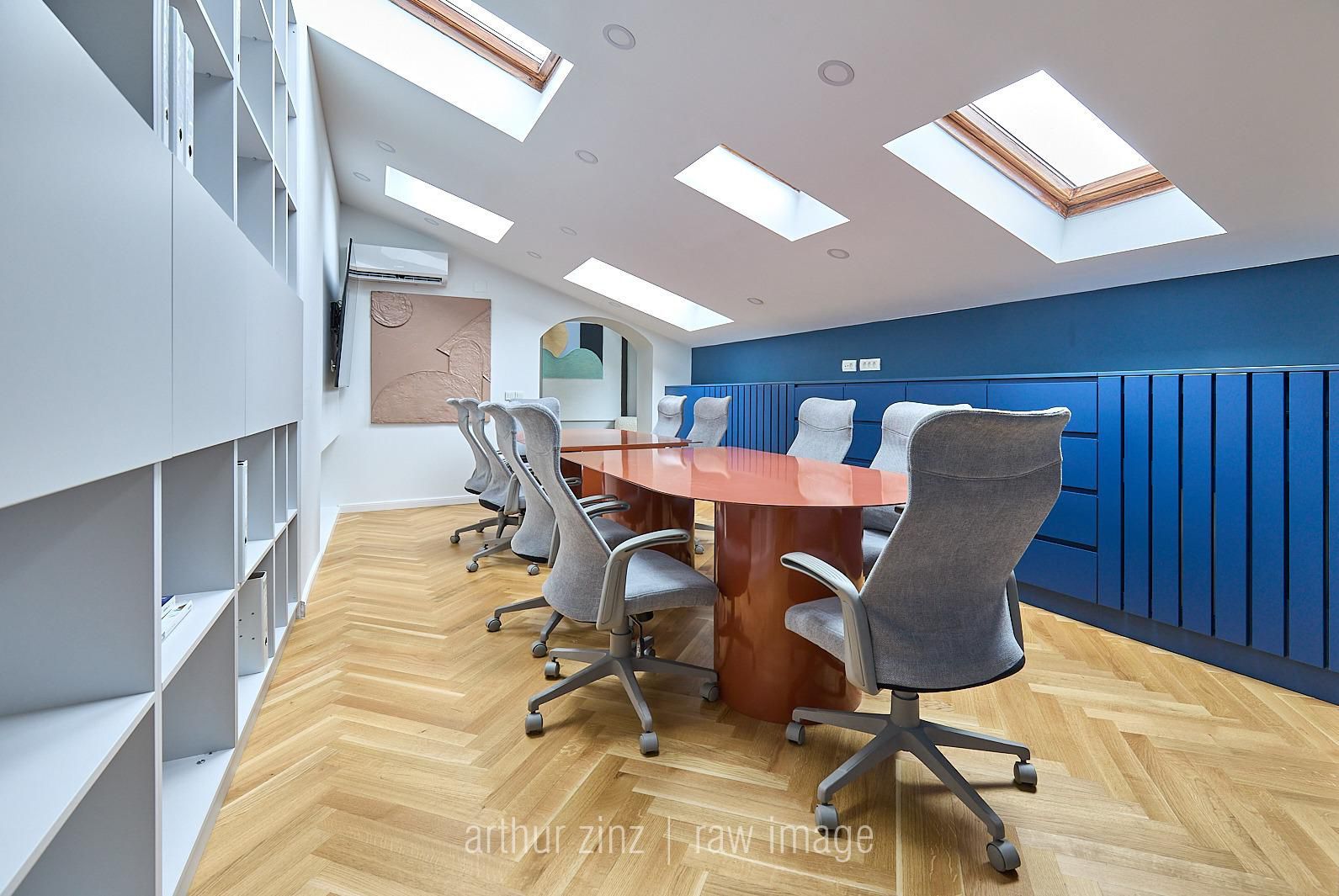 Birou amenajat | Mobilat si utilat | Cladire consolidata si renovata - Poză 25