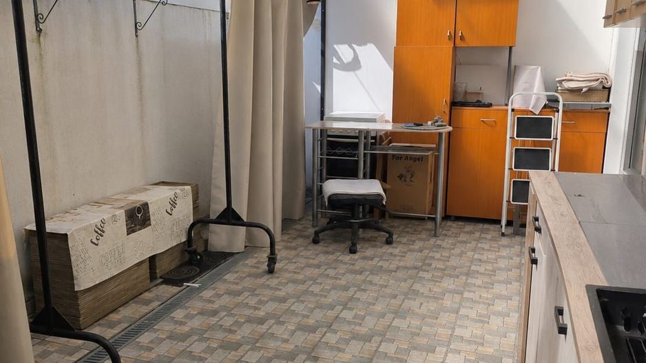Proprietate ultracentrală cu 5 camere- str. Primăriei - Poză 9