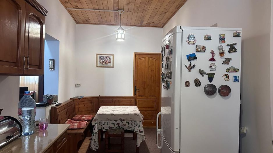 Casă de vânzare în Pucioasa! - Poză 3