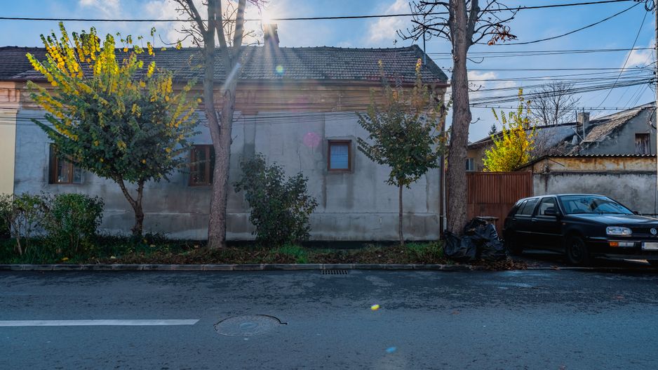 Apartament 2 camere în zona centrală - Poză 1