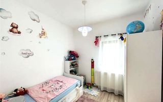 Casă 180 mp utili teren 710 mp panouri solare si hala in Sura Mare - Poză 7