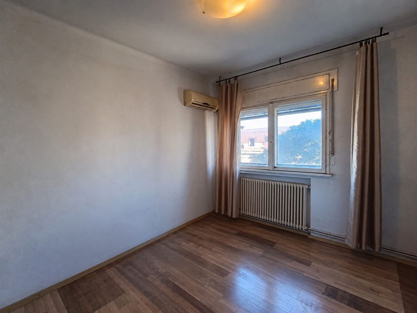 Apartament 4 camere trasformat in 2 apartamente | Cismigiu - Poză 5
