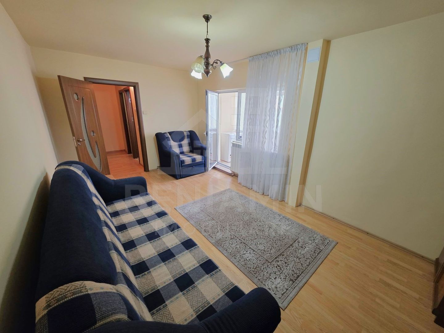 Garsoniera decomandata 38MP Etaj1 Craiovita-Noua - Centrala Proprie - Poză 2