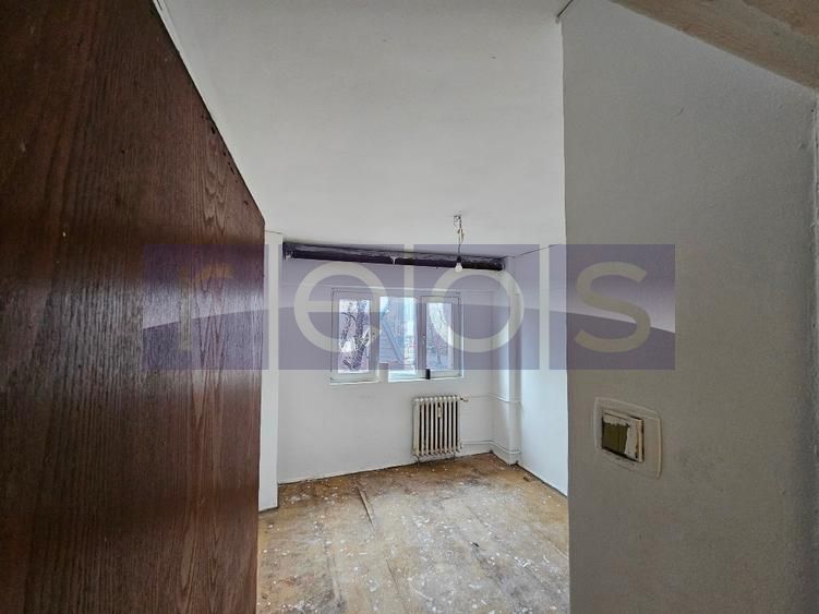 Apartament 4 camere vis - vi- de ASE - Dorobanti-Piata Romana - Poză 1