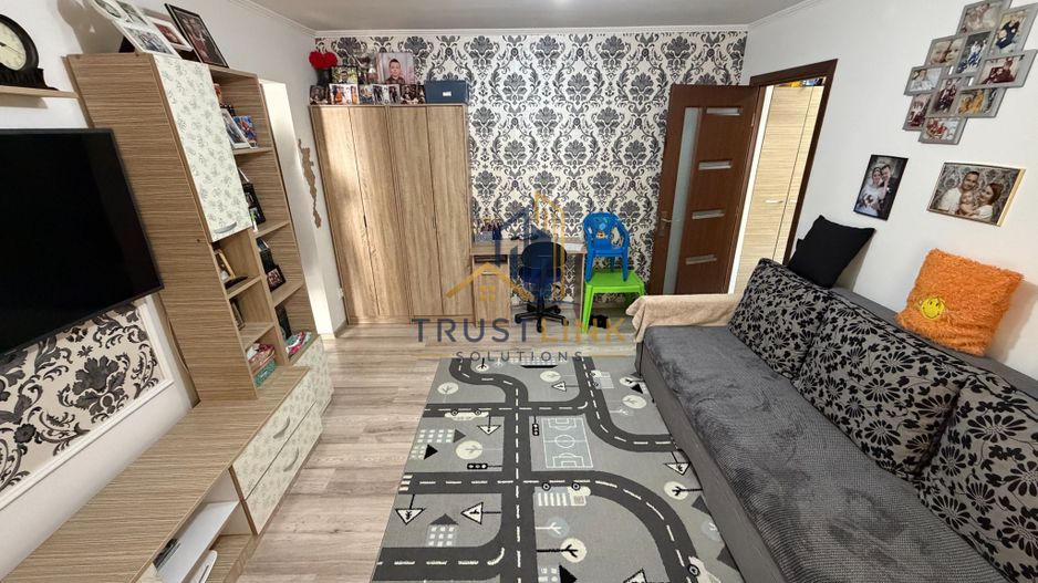 Apartament 2 camere renovat mobilat Salaj Aleea Bacau - Poză 1