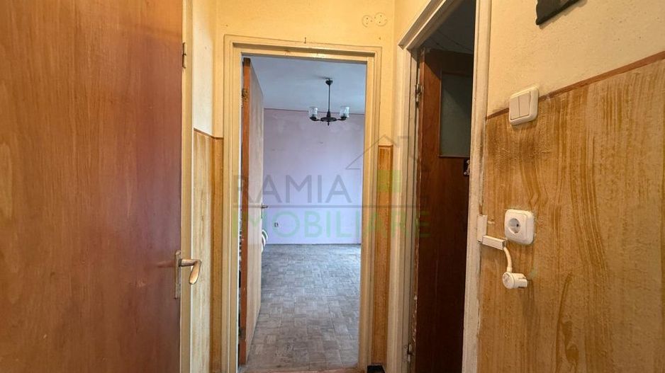 Apartament 2 camere, 51 mp, etaj 7/8 –Gării, luminos, potențial mare de renovare - Poză 6