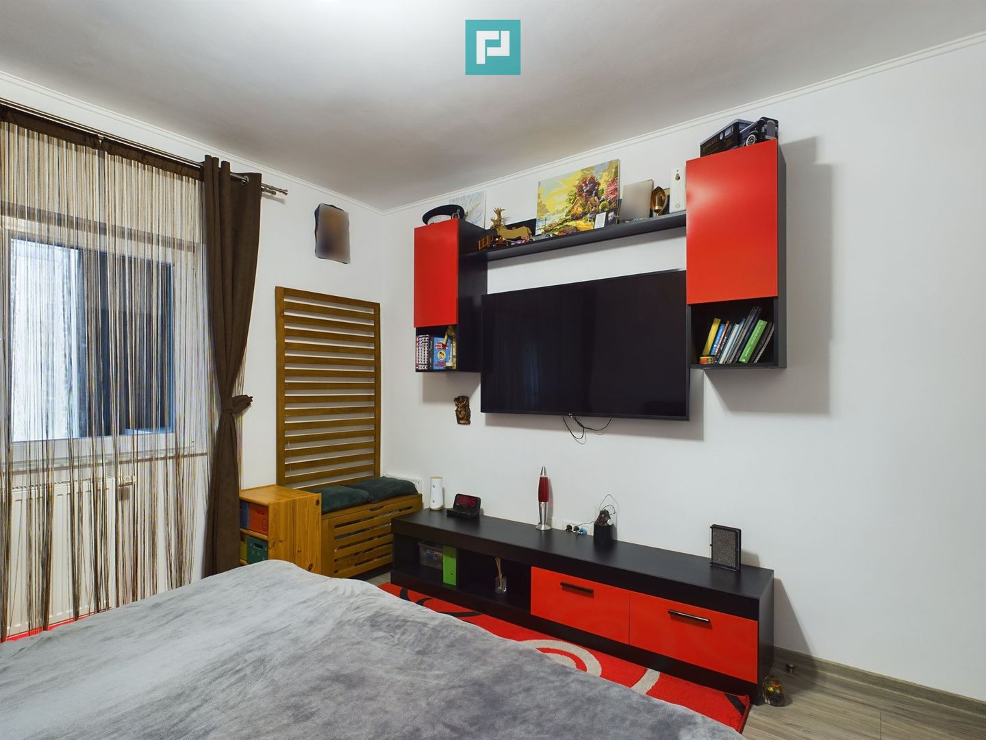 Apartament cu 5 camere in zona UMT 105mp - Poză 12