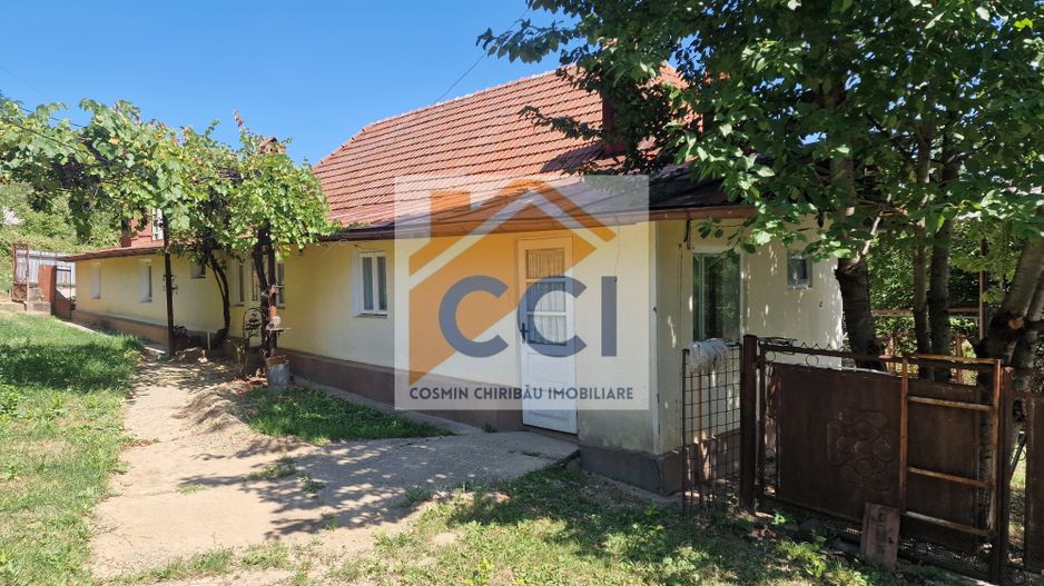 Casa in mediu rural cu teren - Poză 15
