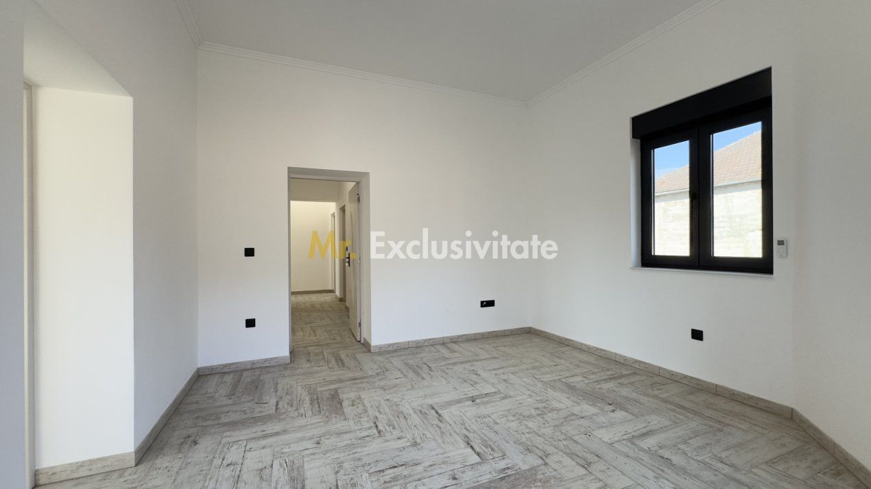 Inchiriere Casă 3 camere 154 mp, Teren 630 mp - Str. T. Vladimirescu - Carei - Poză 9