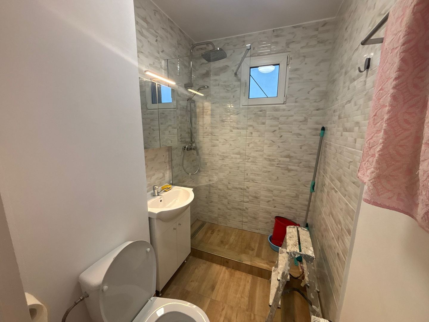 AP. 2 CAMERE TITAN, PRIMA INCHIRIERE, BLOC REABILITAT, METROU 10 MIN - Poză 9