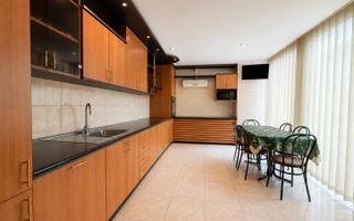 Vilă 485 mp | Dorobanți | 4 Dormitoare | 3 Terase | Garaj - Poză 2