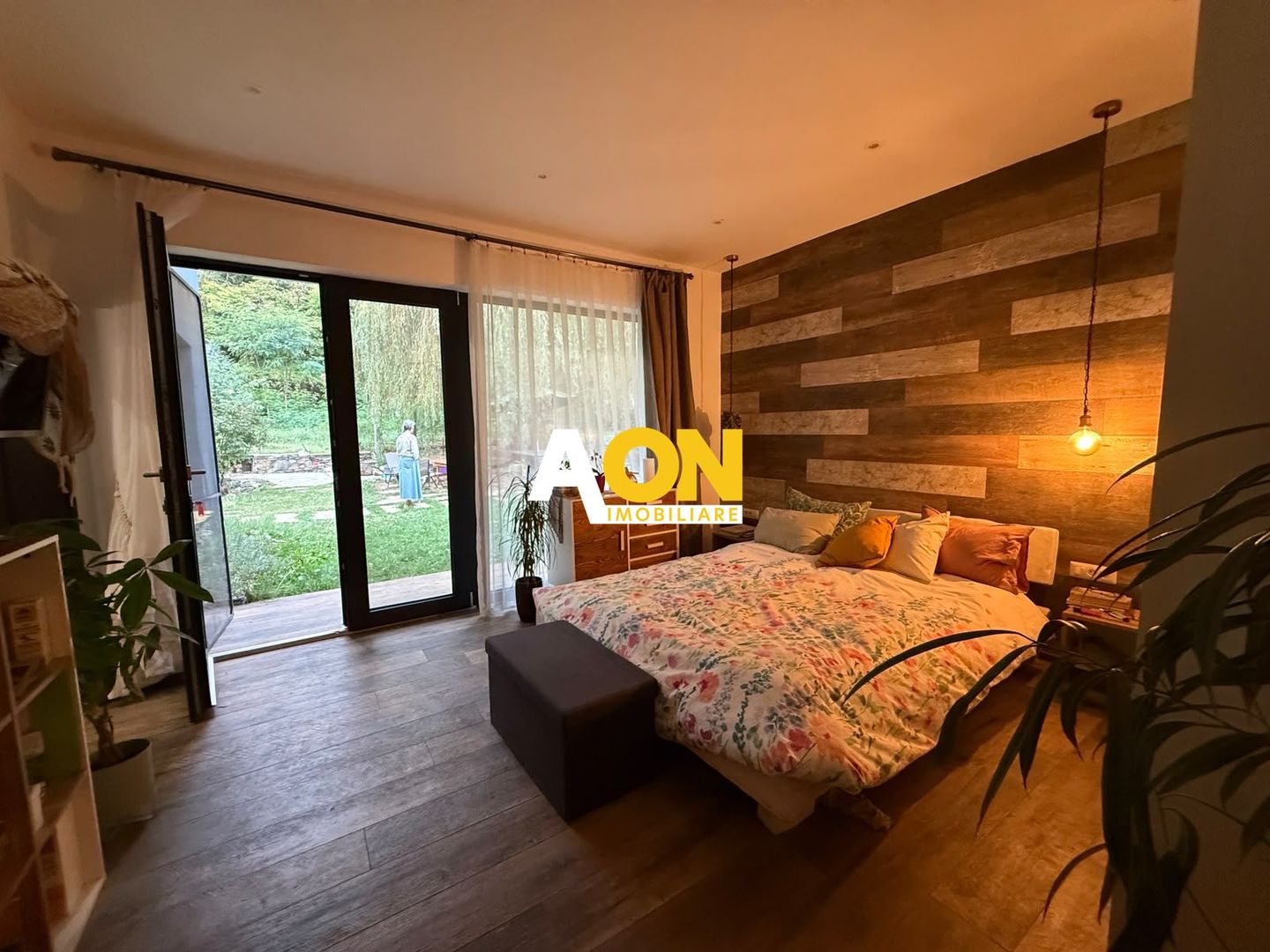 Casa Individuala Zona Schit, 4 Camere, 4 Bai, 1600mp Teren - Poză 6