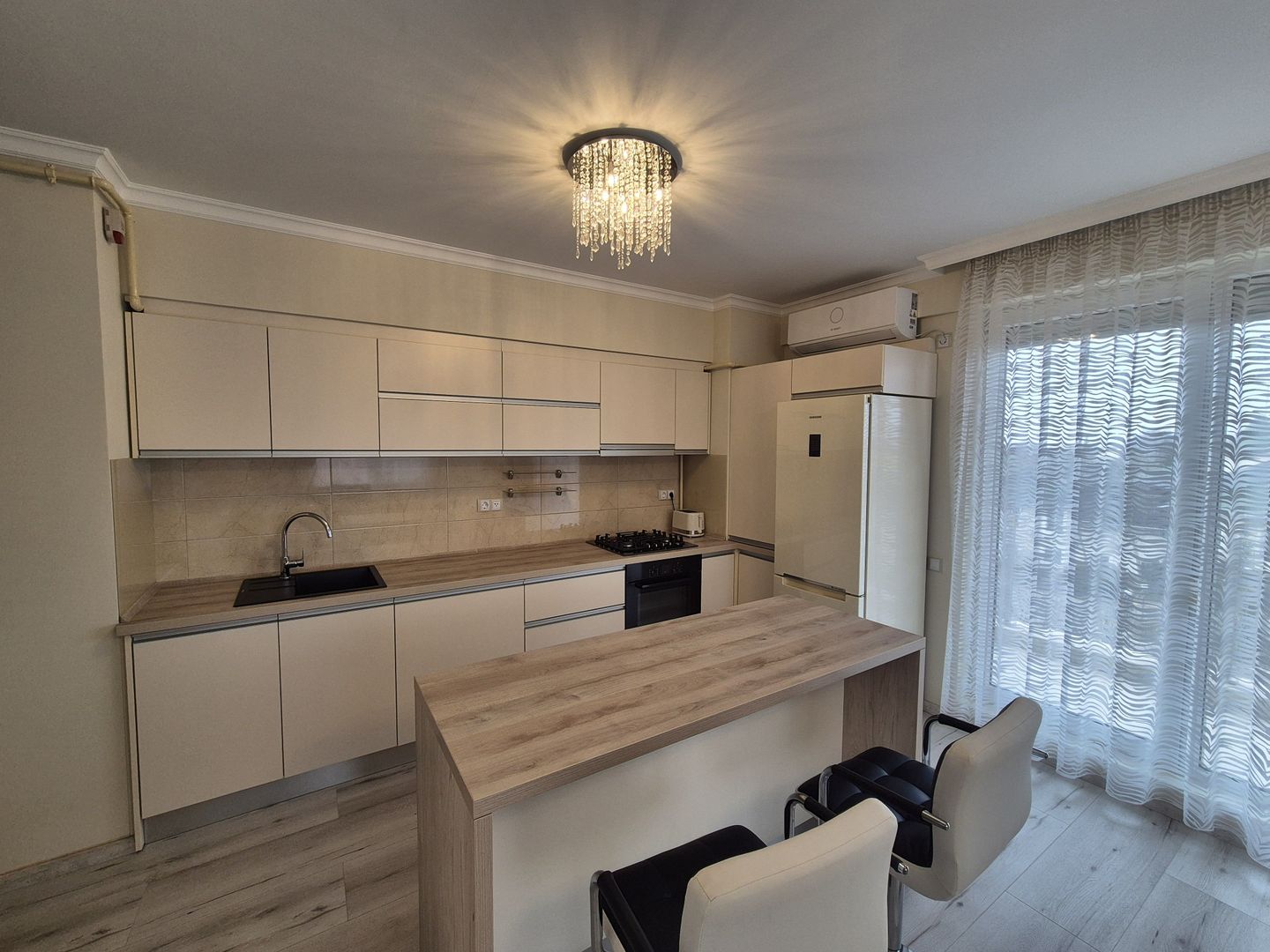 Apartament cu 2 camere + loc de parcare subteran - Erou Iancu Nicolae - Poză 6