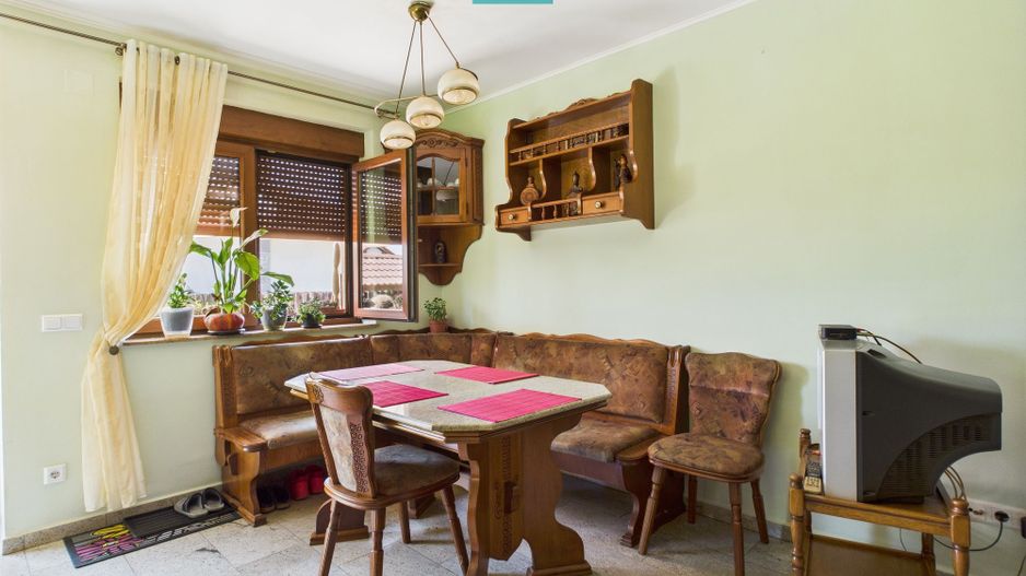 Casă cochetă în Sânleani - Cartierul Florilor - Poză 11