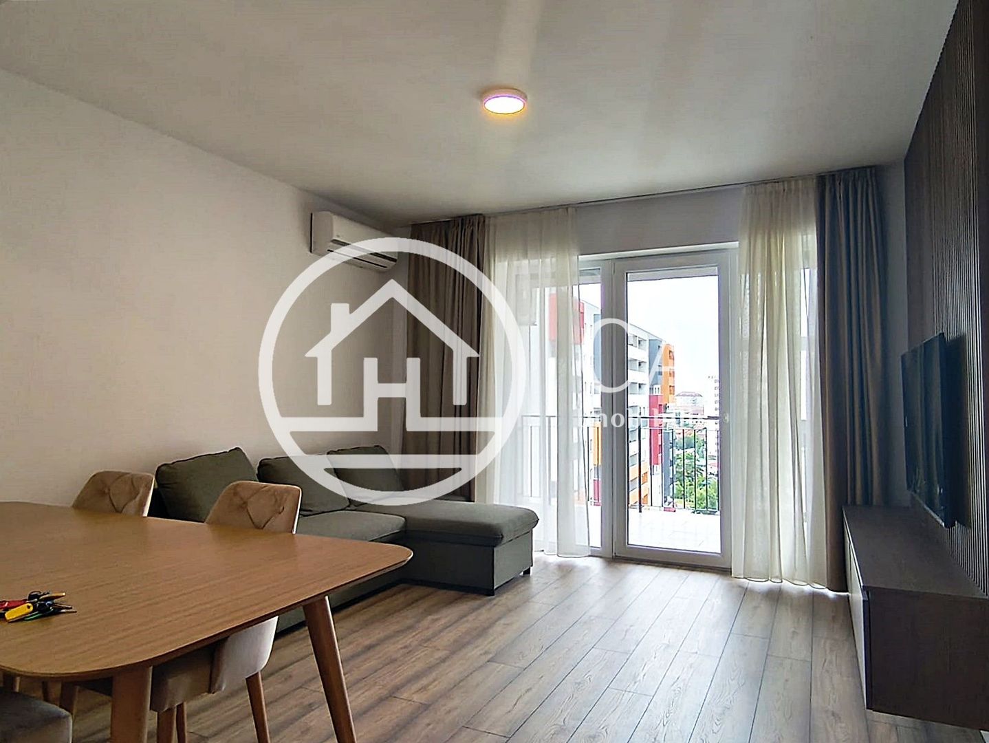 Apartament de închiriat cu 3 camere în Iosia Resident, Oradea - Poză 3
