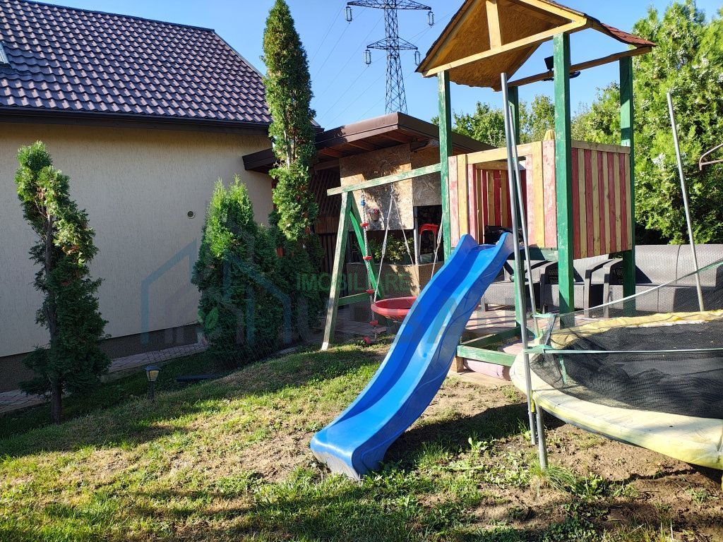 Casa de vânzare în Carlig. - Poză 5