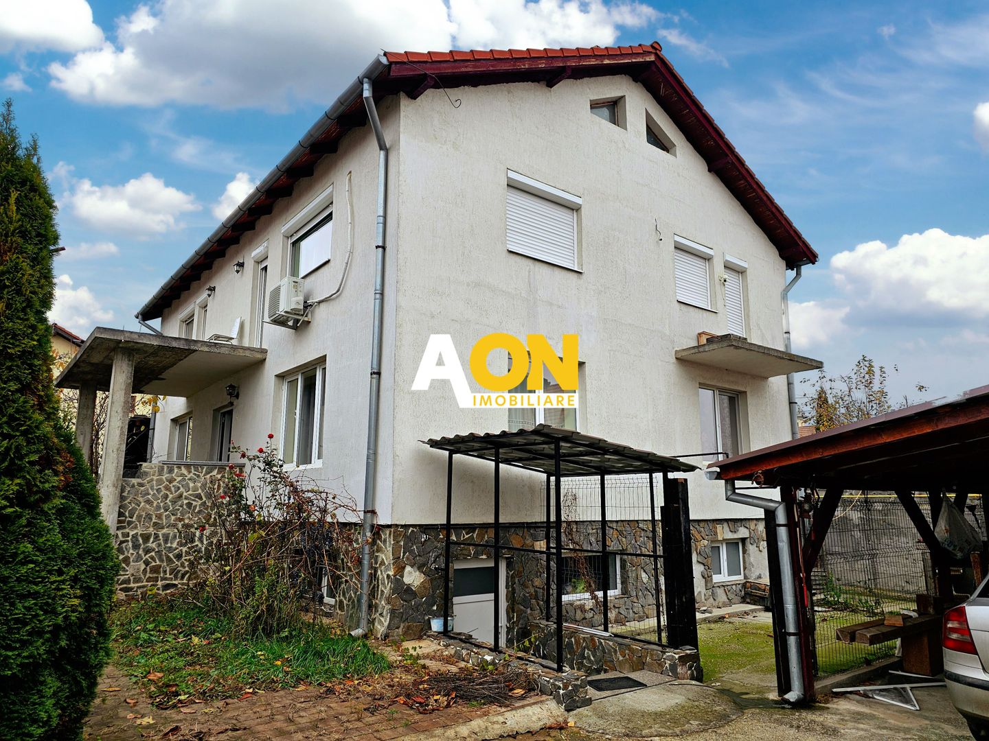 Casa D+P+1, 5 camere, 325 mp teren, zona Schit - Poză 1