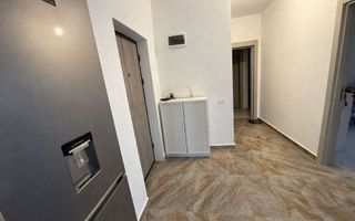 Apartament 3 camere + loc de parcare - Poză 2