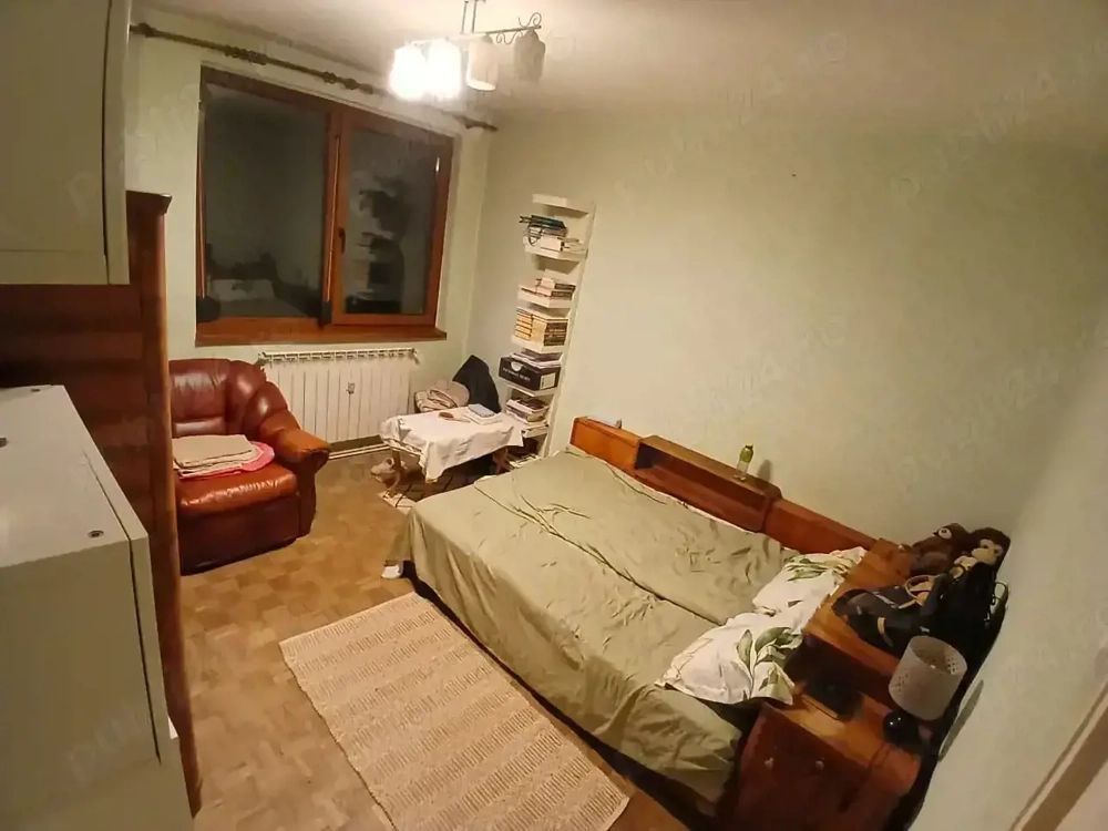 Apartament 4 cam Mazepa 1,et 3 - Poză 2
