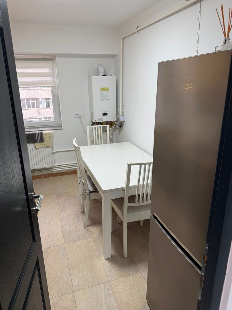 Apartament cu 2 camere, renovat, mobilat și utilat, VASLUI - zona AUROCOR-GARA; - Poză 4