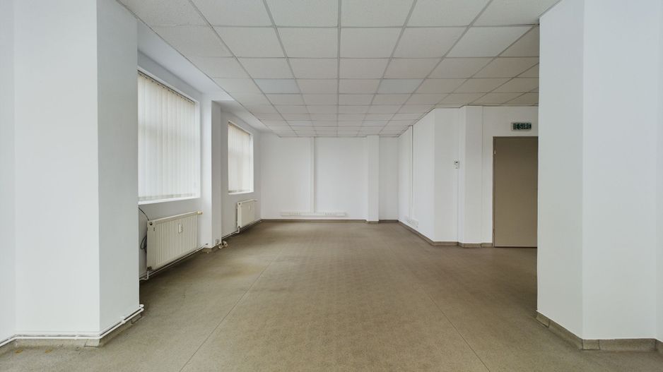 Spațiu comercial pe Banul Mărăcine - Poză 2