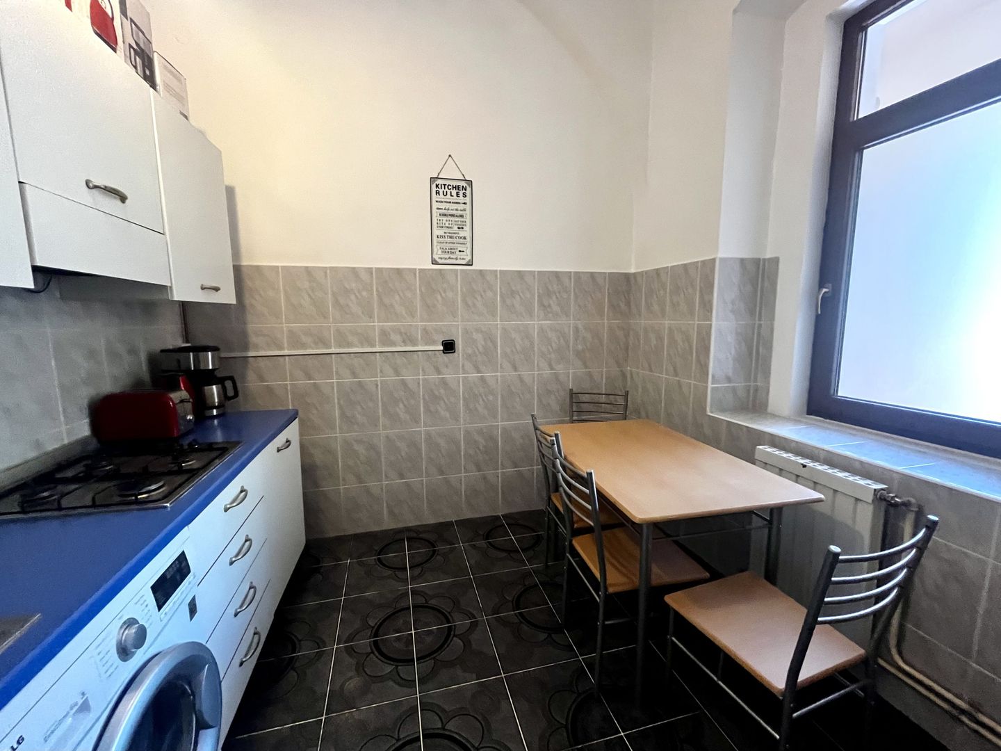 Apartament cu 2 camere, spațios,  etaj 1, zona  Piața Libertății - Poză 6