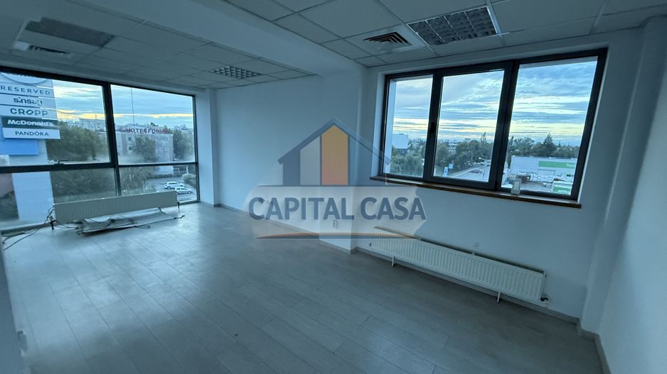 Spațiu Comercial de 300mp lângă Afi mall Ploiești - Poză 4