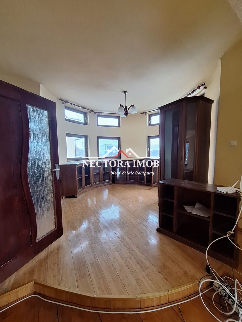 NECTORA IMOB-CASA mare 5 camere, 3 bai, pod, demisol pentru birouri - Poză 1