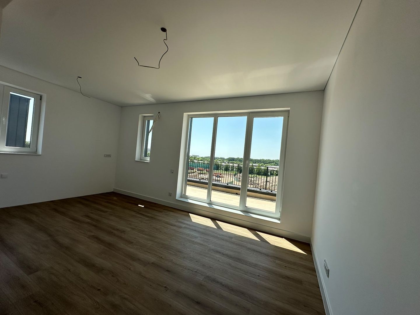 Vânzare Ap.2 Camere Pipera-Tunari - Poză 7